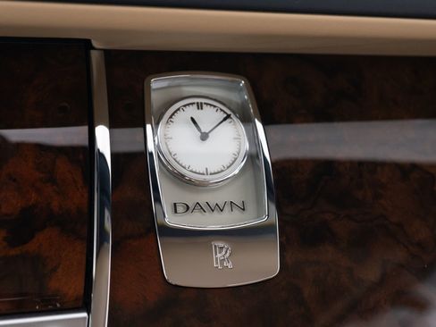 Certified 2016 Rolls-Royce Dawn image 43