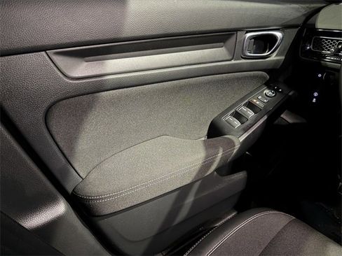 Used 2024 Honda Civic Sport image 31