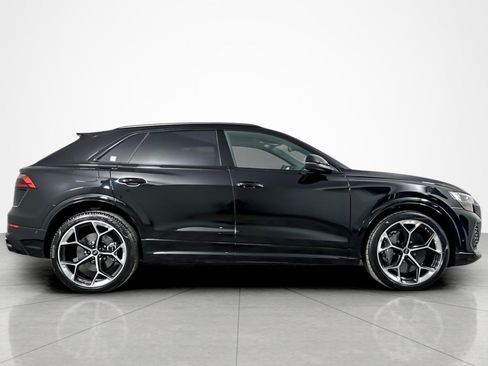 Used 2025 Audi RS Q8 performance image 6