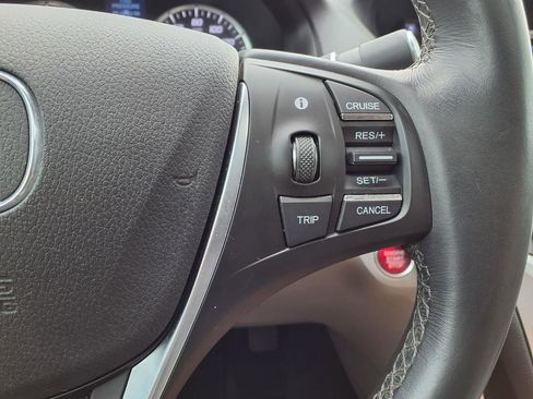Used 2015 Acura TLX FWD image 21