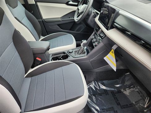 New 2025 Volkswagen Taos S image 19