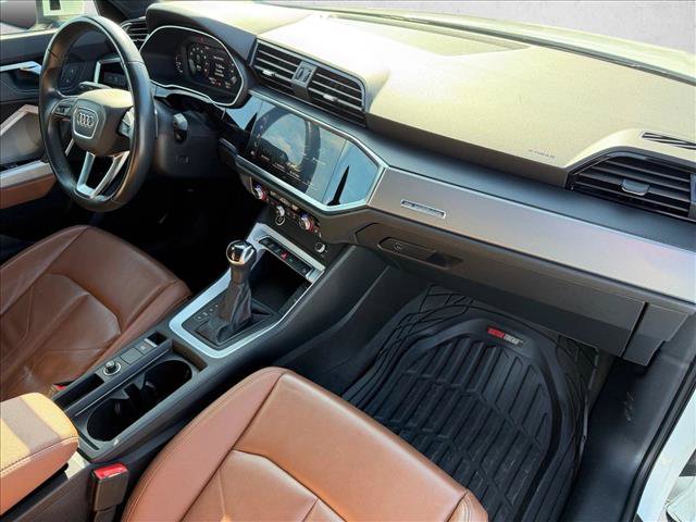 Used 2023 Audi Q3 2.0T Premium AWD/4WD image 18