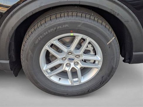 New 2026 Ford Explorer Active image 9