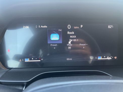 New 2025 Jeep Grand Cherokee Altitude image 46