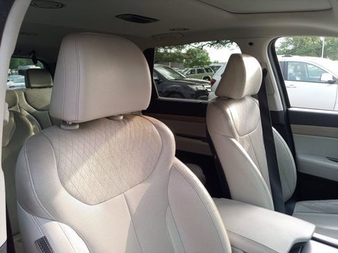 Used 2020 Hyundai Palisade SEL w/ Premium Package FWD image 14