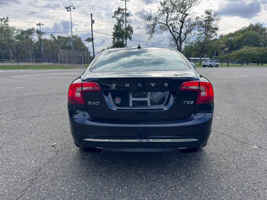 Used 2017 Volvo S60 T5 Inscription FWD image 6