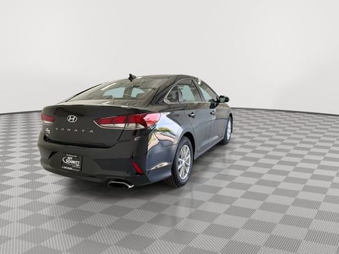 Used 2018 Hyundai Sonata SE FWD image 11