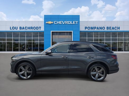 Used 2022 Genesis GV70 3.5T Sport w/ Sport Prestige Package AWD/4WD image 4