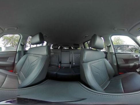 Used 2025 Hyundai Santa Fe SEL image 44