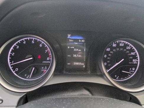 Used 2024 Toyota Camry SE FWD image 20