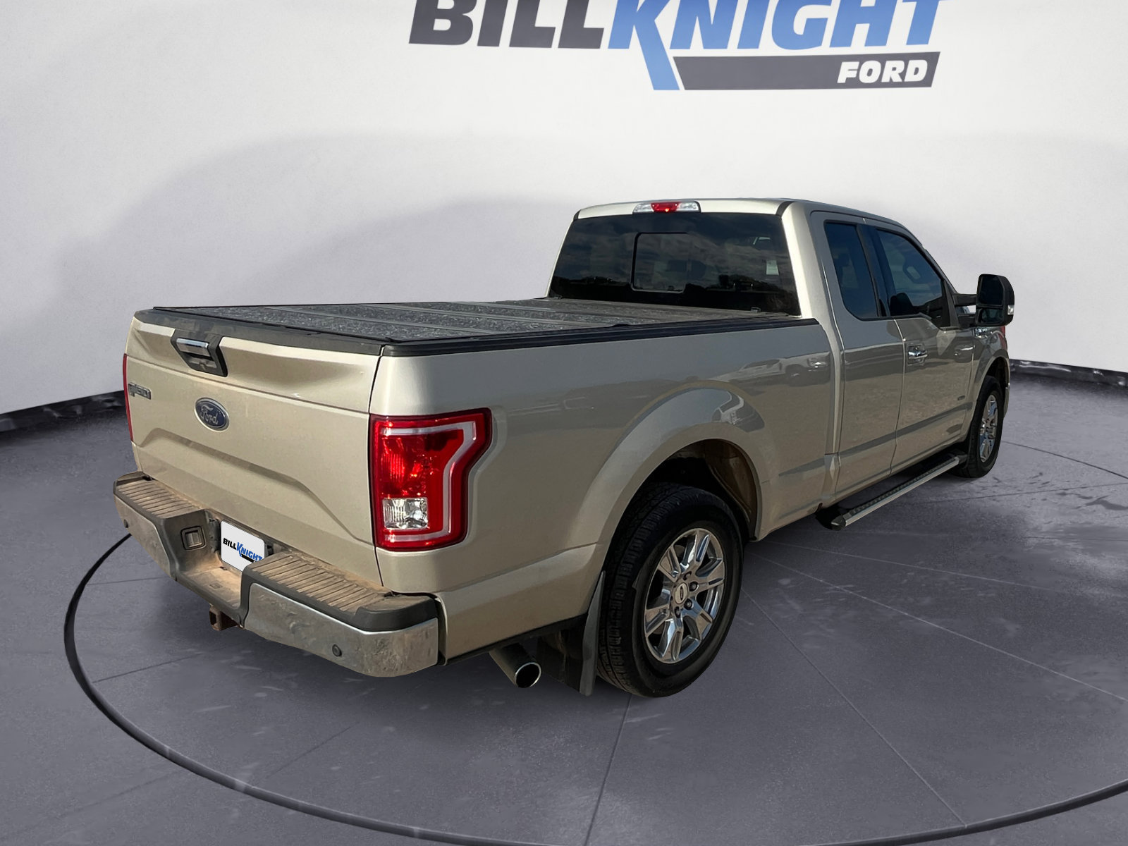 Used 2017 Ford F150 XLT w/ Equipment Group 302A Luxury RWD image 5