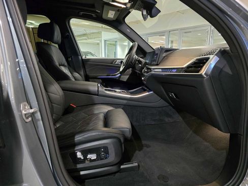 Used 2024 BMW X5 xDrive40i w/ Premium Package image 10