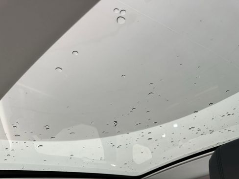 Certified 2025 Land Rover Discovery Sport S image 25