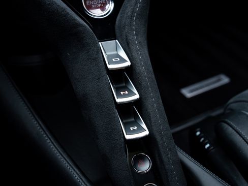 Used 2018 McLaren 720S Performance RWD image 47