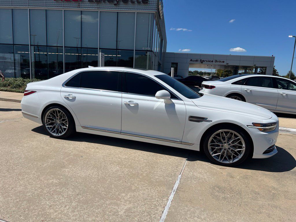 Used 2021 Genesis G90 5.0 Ultimate RWD image 6