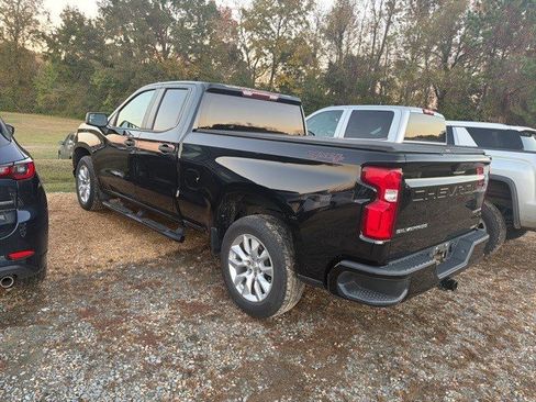 Used 2021 Chevrolet Silverado 1500 Custom image 6