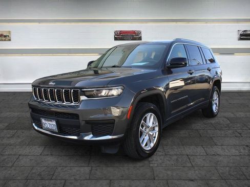 Used 2022 Jeep Grand Cherokee L Laredo w/ Luxury Tech Group I RWD image 3