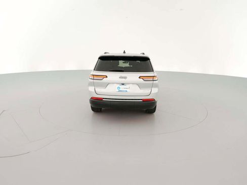 New 2025 Jeep Grand Cherokee L Limited image 10