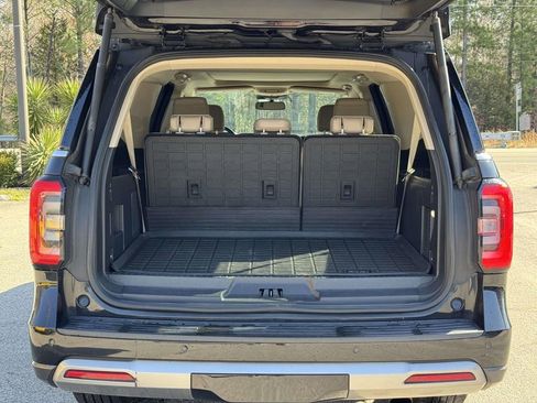 Used 2022 Ford Expedition Max Limited AWD/4WD image 15