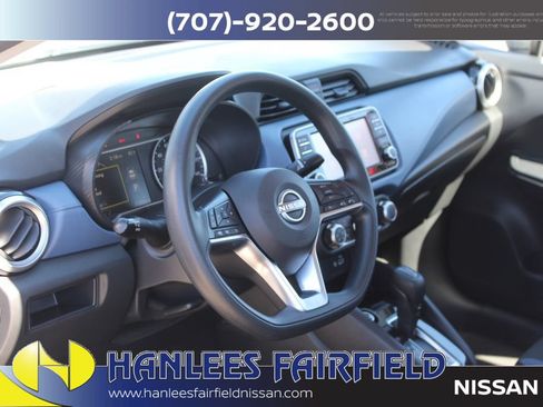 Used 2025 Nissan Versa SV FWD image 11