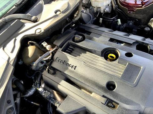 Used 2018 Ford Mustang Coupe image 25