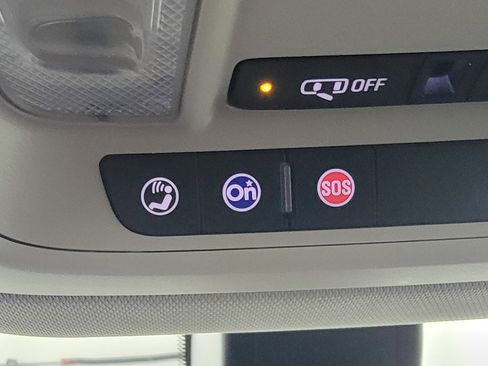 Used 2020 Buick Enclave Essence image 29