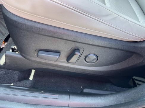 Used 2022 Kia Telluride S FWD image 17