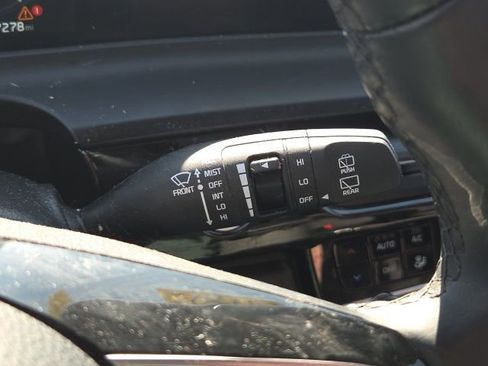 Used 2024 Kia Seltos S FWD image 39