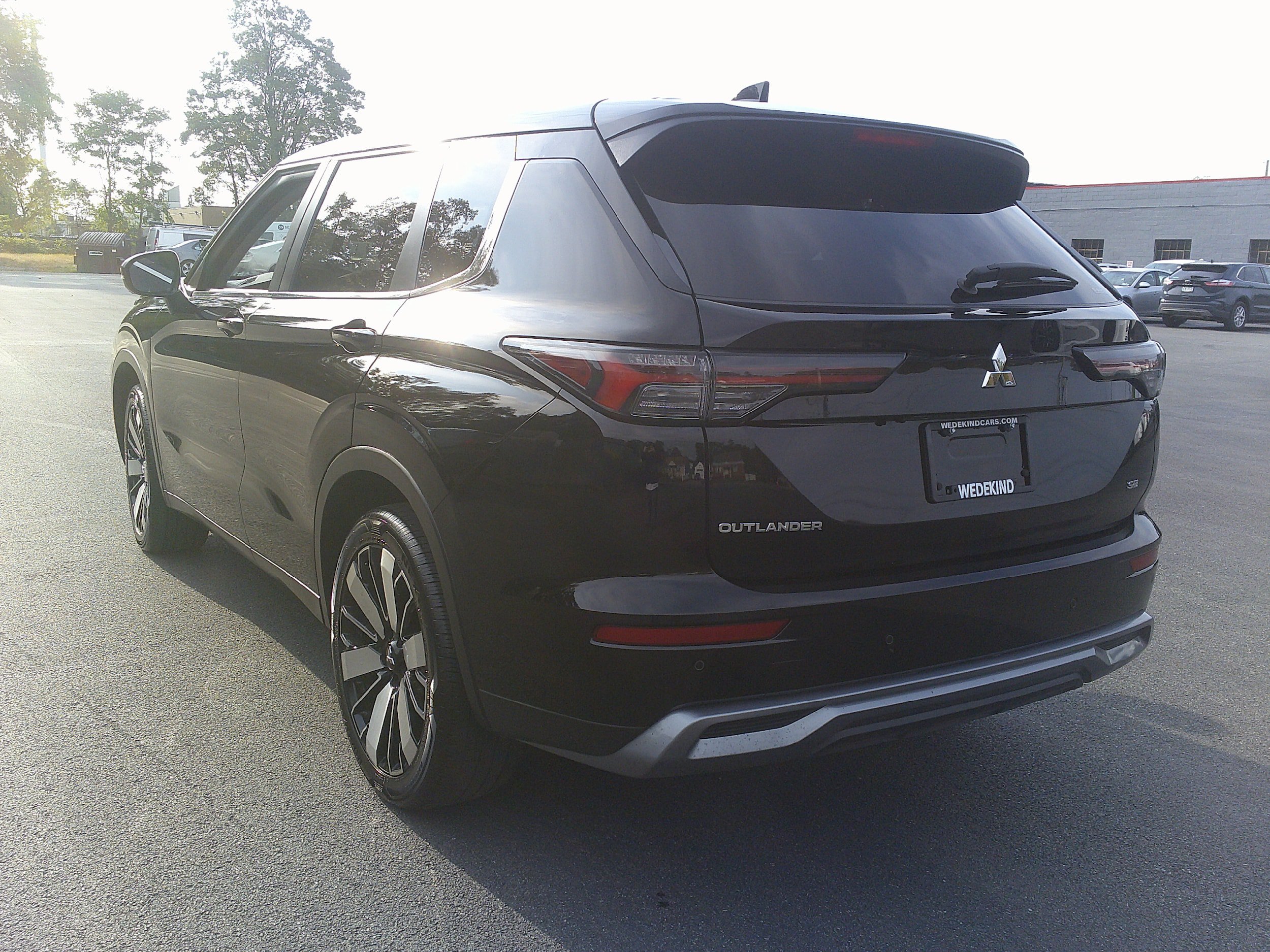Used 2025 Mitsubishi Outlander SE AWD/4WD image 12