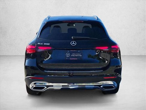 New 2026 Mercedes-Benz GLC 300 image 8