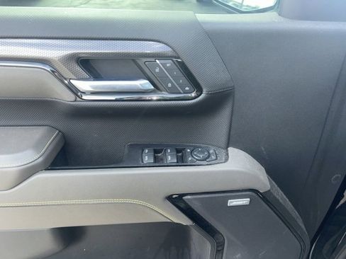 Used 2023 Chevrolet Silverado 1500 ZR2 w/ Technology Package image 16