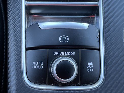 Certified 2023 Kia Stinger GT-Line w/ Sun & Sound Package image 10