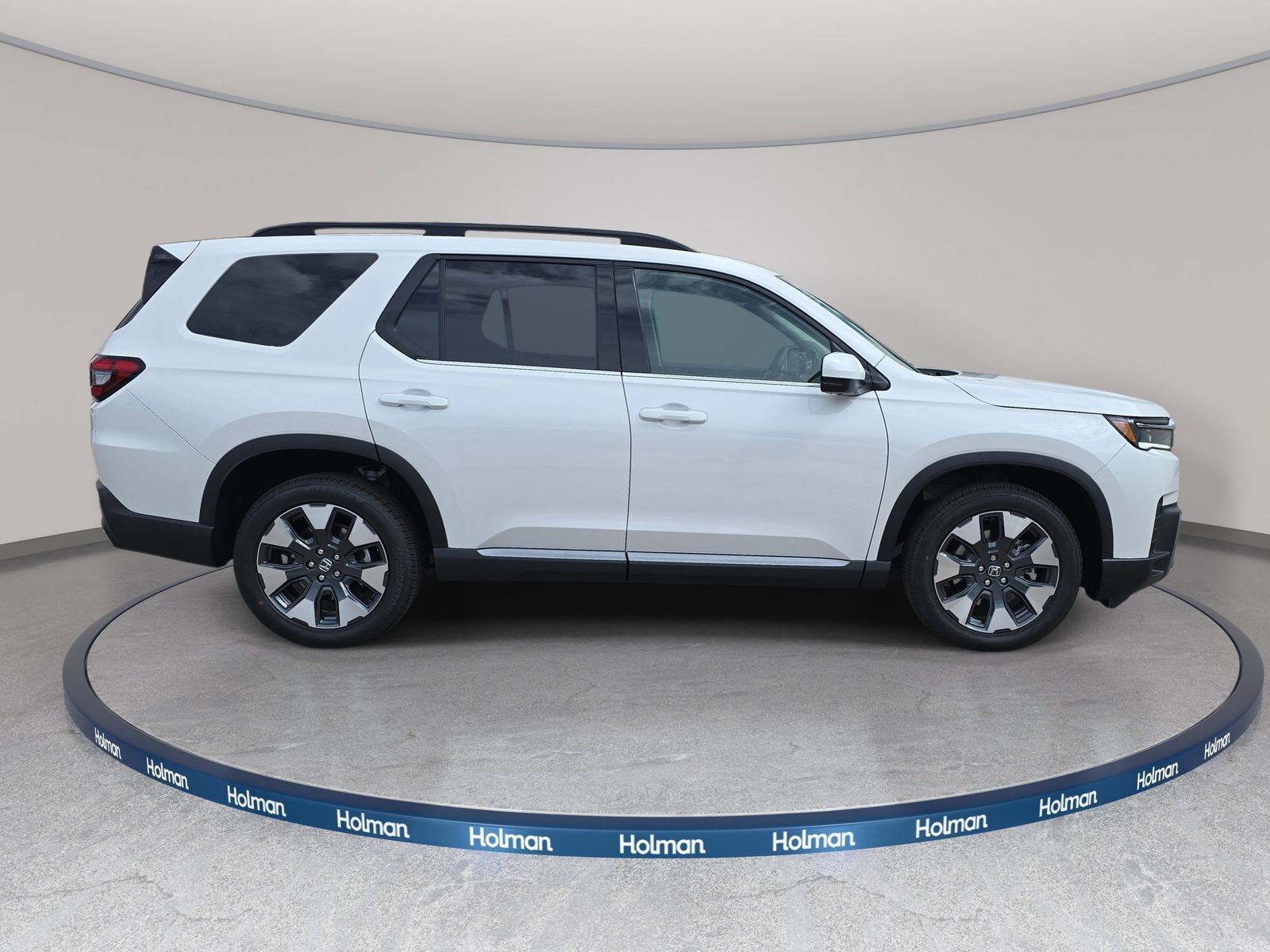 New 2026 Honda Pilot Touring image 4