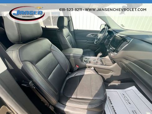 Used 2019 Chevrolet Traverse LT w/ LT Premium Package FWD image 28