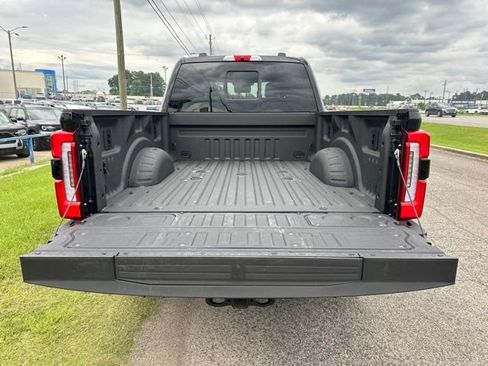 Used 2026 Ford F250 Platinum w/ FX4 Off-Road Package AWD/4WD image 14