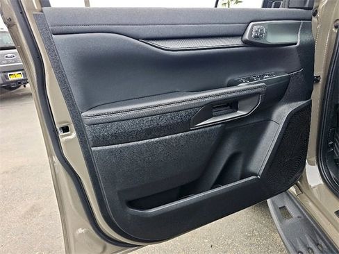 New 2025 Ford Ranger Raptor image 36