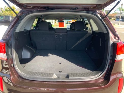 Used 2014 Kia Sorento LX FWD image 14