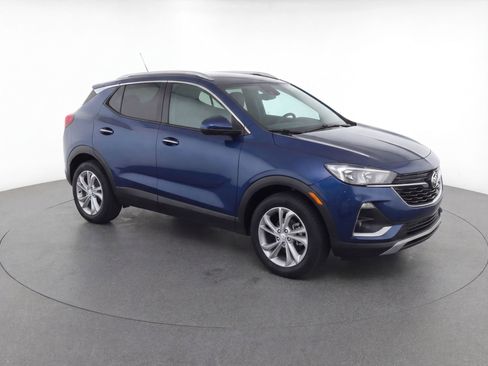 Used 2023 Buick Encore GX Preferred FWD image 2