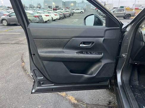 New 2026 Nissan Kicks SV w/ SV Premium Package FWD image 11