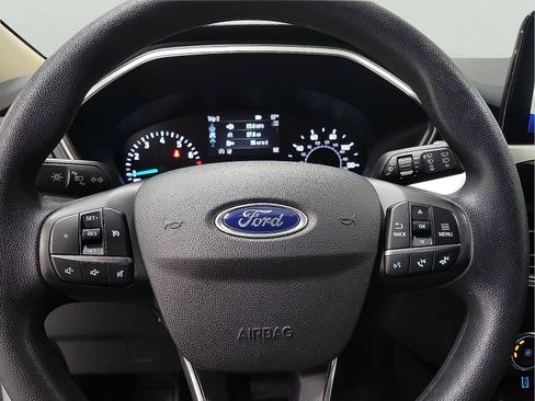 Used 2020 Ford Escape SE image 18