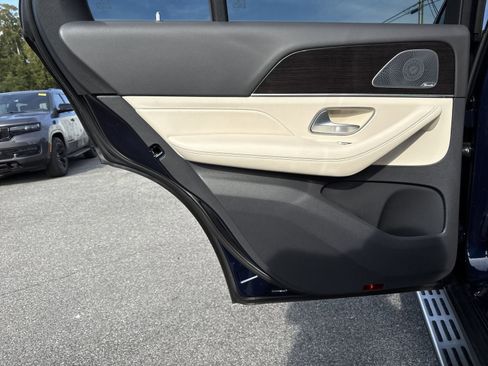 Used 2020 Mercedes-Benz GLE 350 image 35