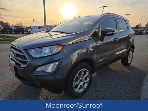 Used 2022 Ford EcoSport SE w/ SE Convenience Package image 3