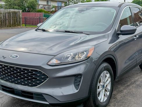 Used 2021 Ford Escape SE w/ Cold Weather Package AWD/4WD image 9
