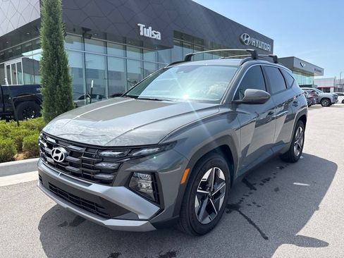 Certified 2026 Hyundai Tucson SEL FWD image 2