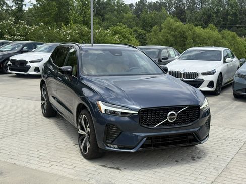 Used 2025 Volvo XC60 B5 Ultra w/ Protection Package Premier AWD/4WD image 8