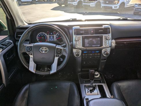 Used 2014 Toyota 4Runner Limited image 28