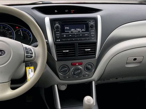 Used 2013 Subaru Forester 2.5X image 6