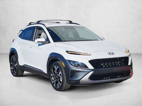 Used 2022 Hyundai Kona Limited image 3