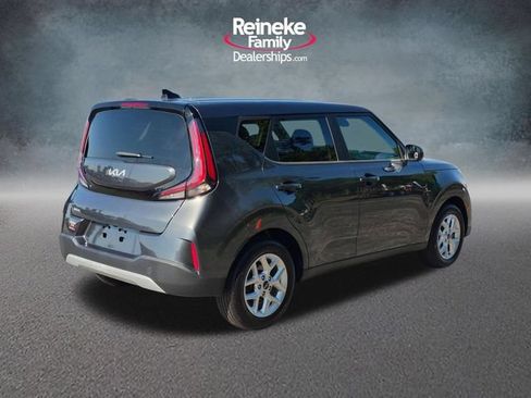 Used 2023 Kia Soul S FWD image 5