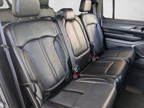 Used 2024 Jeep Wagoneer Series II w/ Flexible Seating Group image 21